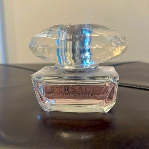 Versace Bright Crystal Eau de Toilette Spray  50ml 1.7 fl oz